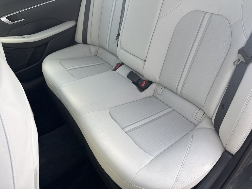 Certified 2025 Hyundai Sonata SEL FWD image 30