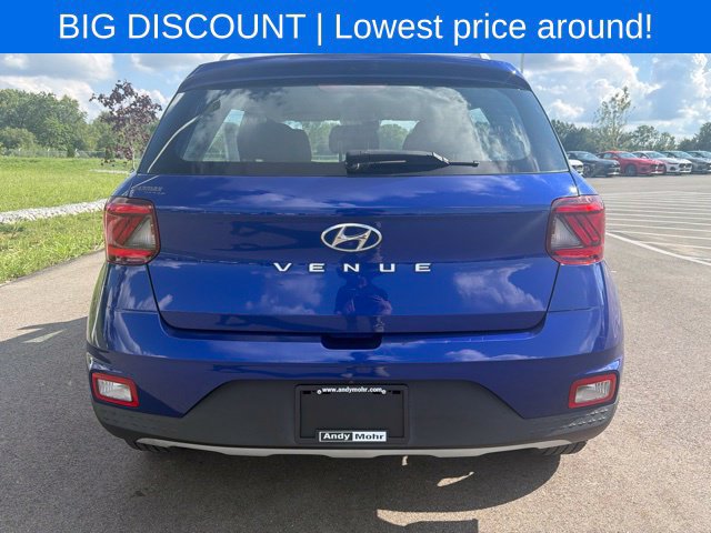 Used 2021 Hyundai Venue SEL FWD image 10