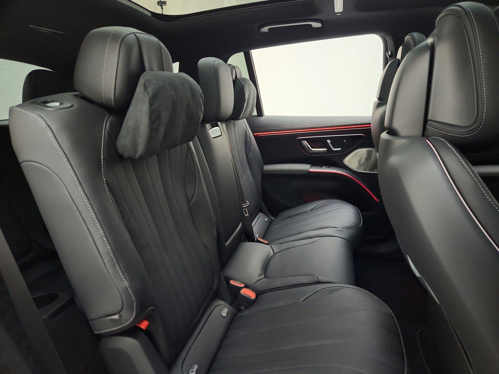 New 2027 Mercedes-Benz EQS 400 4MATIC SUV image 26