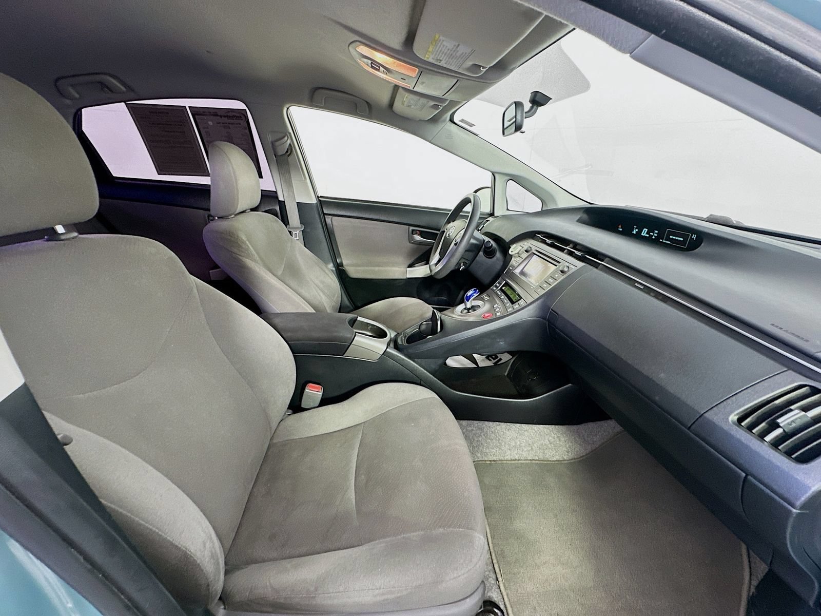 Used 2014 Toyota Prius Two FWD image 32
