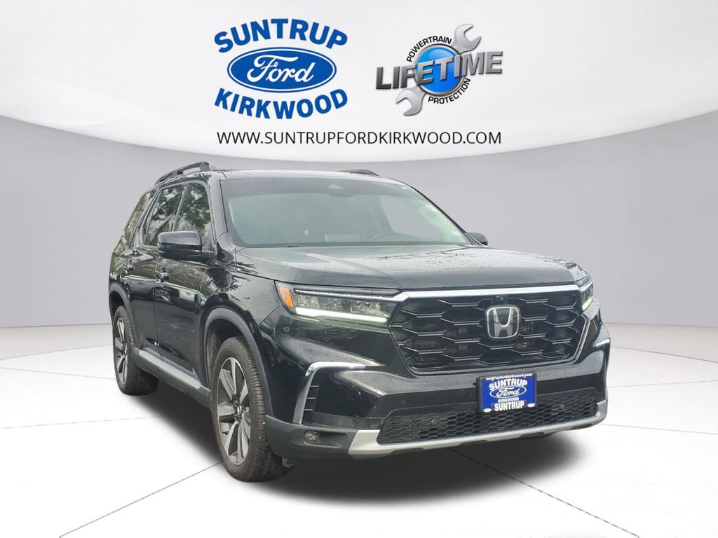 Used 2023 Honda Pilot Elite image 2