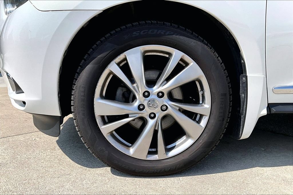 Used 2014 INFINITI QX60 Luxe w/ Deluxe Touring Package AWD/4WD image 10