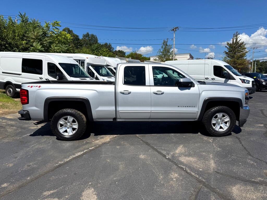 Used 2017 Chevrolet Silverado 1500 LT w/ All Star Edition image 7