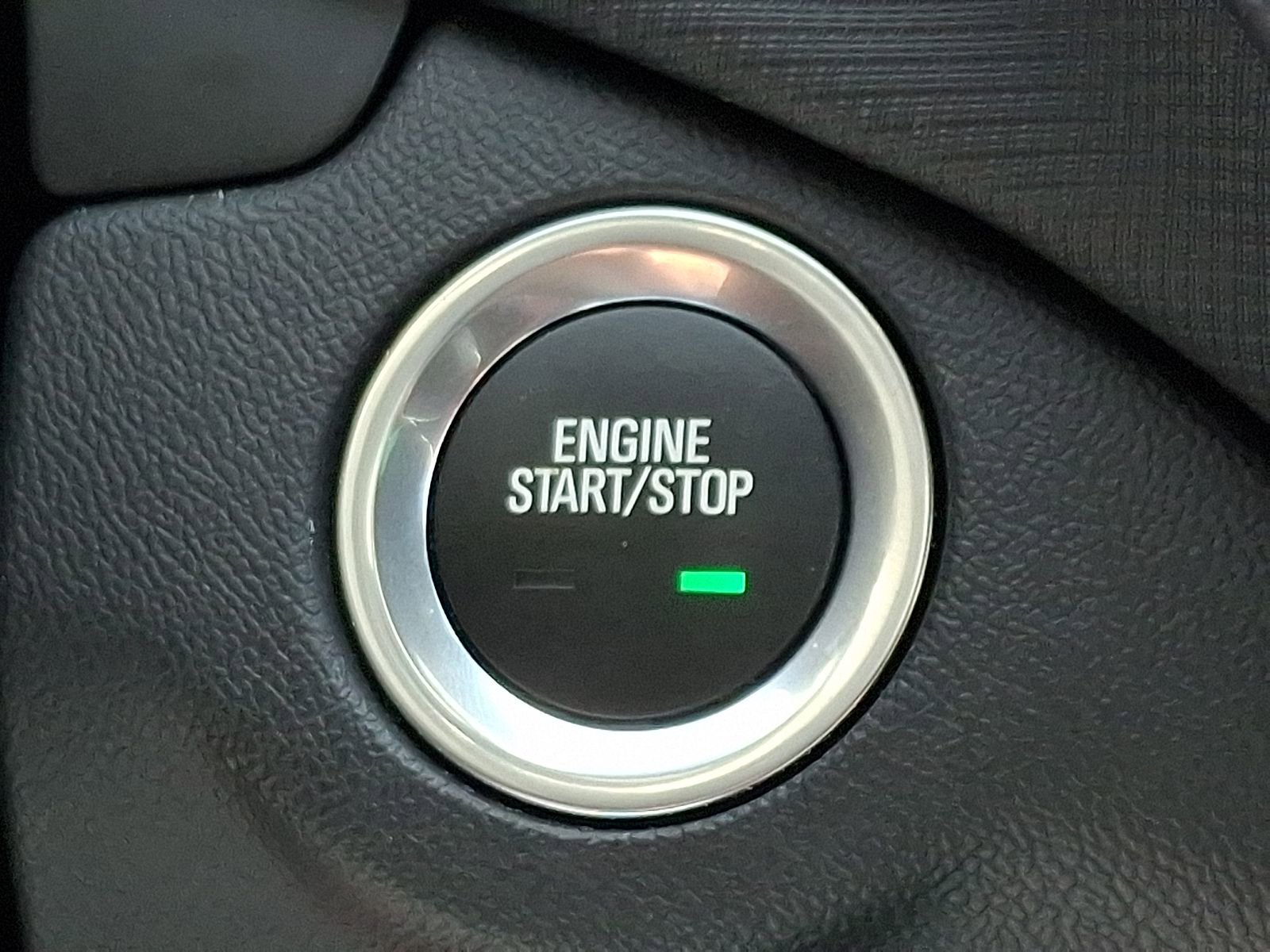 Used 2024 Chevrolet Equinox RS AWD/4WD image 21