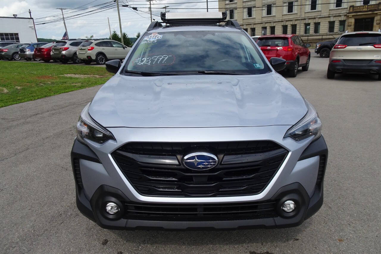 Used 2023 Subaru Outback Onyx Edition AWD/4WD image 3