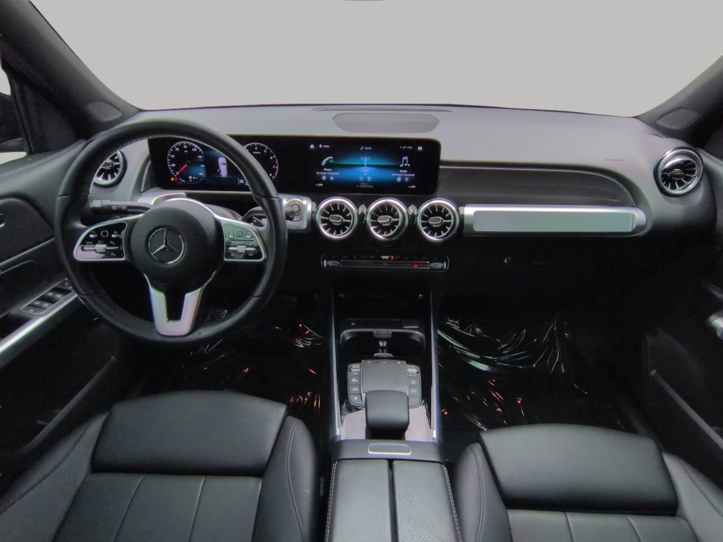 Used 2022 Mercedes-Benz GLB 250 4MATIC image 4