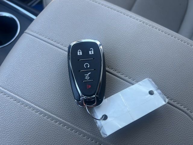 Used 2022 Chevrolet Traverse LT image 33