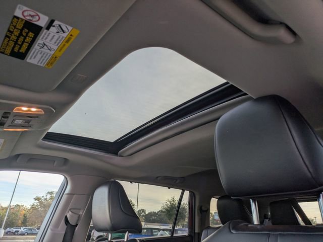 Used 2022 Toyota Highlander XLE image 18