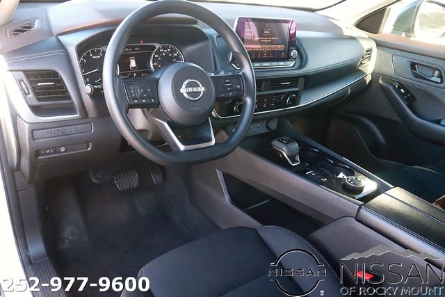 Used 2023 Nissan Rogue S image 12
