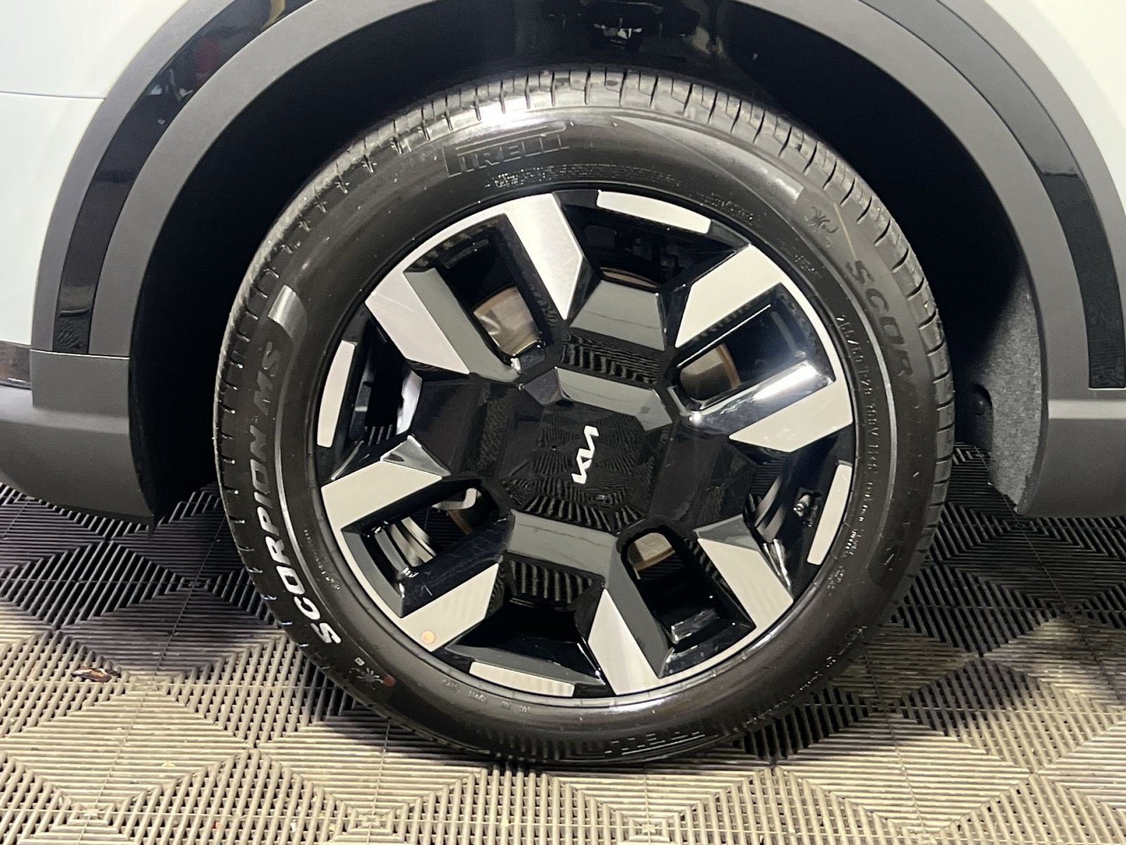 Used 2027 Kia Telluride S FWD image 12