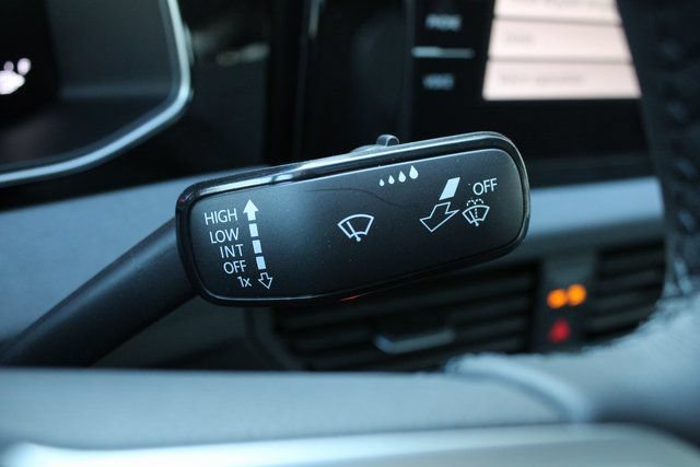 New 2026 Volkswagen Jetta SE FWD image 15