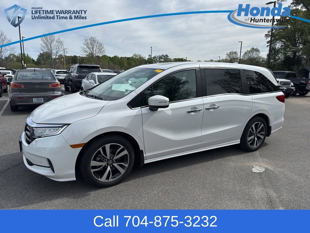 Used 2023 Honda Odyssey Touring image 5