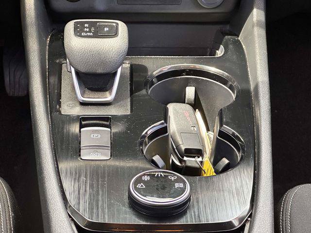 Used 2024 Nissan Rogue SV AWD/4WD image 15