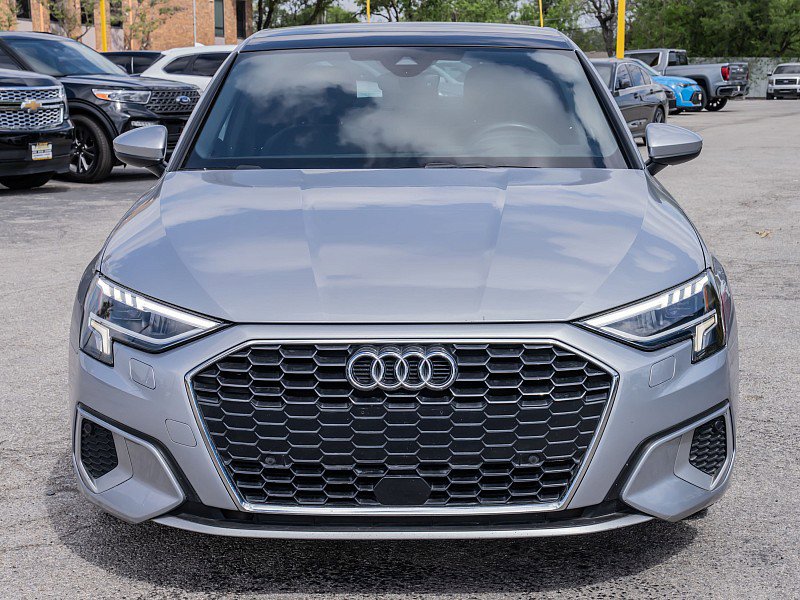 Used 2023 Audi A3 2.0T Premium Plus w/ Premium Plus Package FWD image 2
