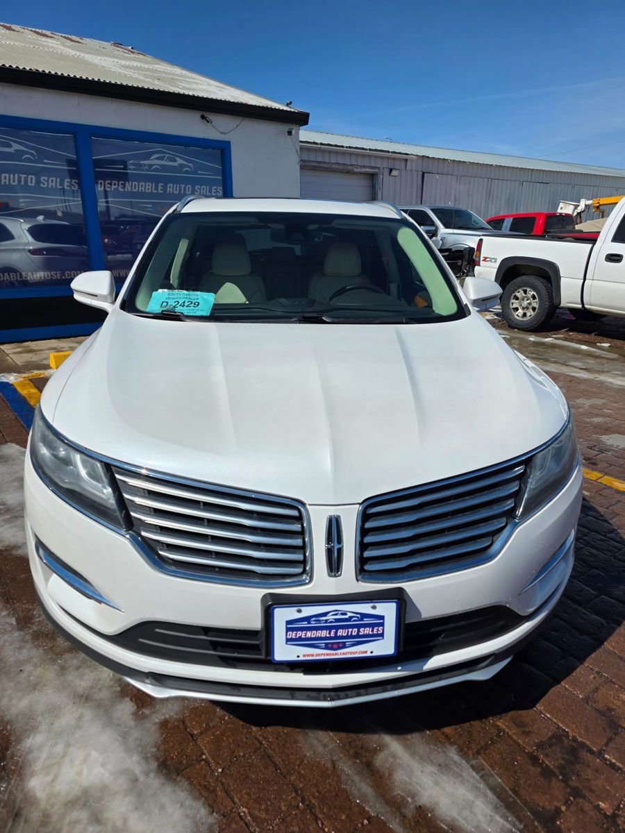 Used 2016 Lincoln MKC Reserve w/ Lincoln MKC Climate Package image 2