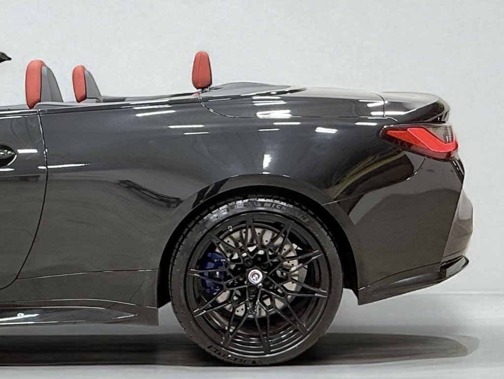 Used 2023 BMW M4 xDrive Competition w/ M Carbon Exterior Package image 4