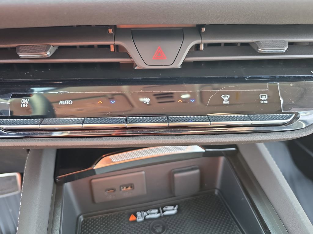 New 2026 Buick Envision Sport Touring AWD/4WD image 21