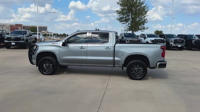 Used 2023 Chevrolet Silverado 1500 LTZ AWD/4WD image 6