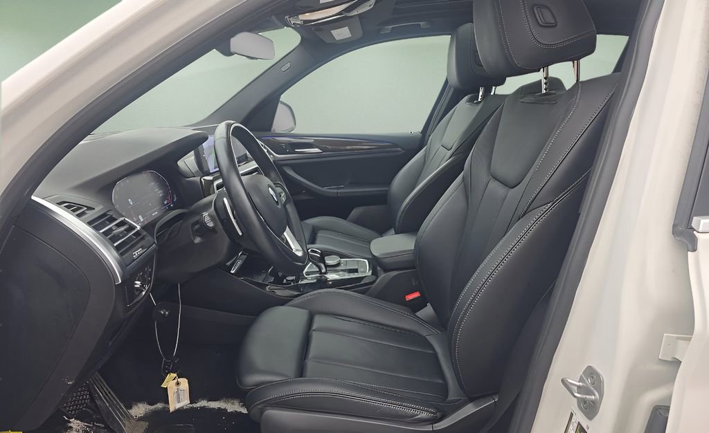 Used 2024 BMW X3 xDrive30i AWD/4WD image 5