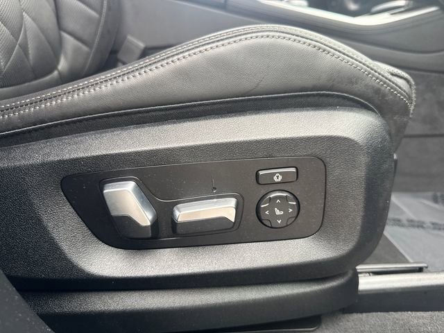 Used 2024 BMW X5 xDrive40i w/ Parking Assistance Package image 17