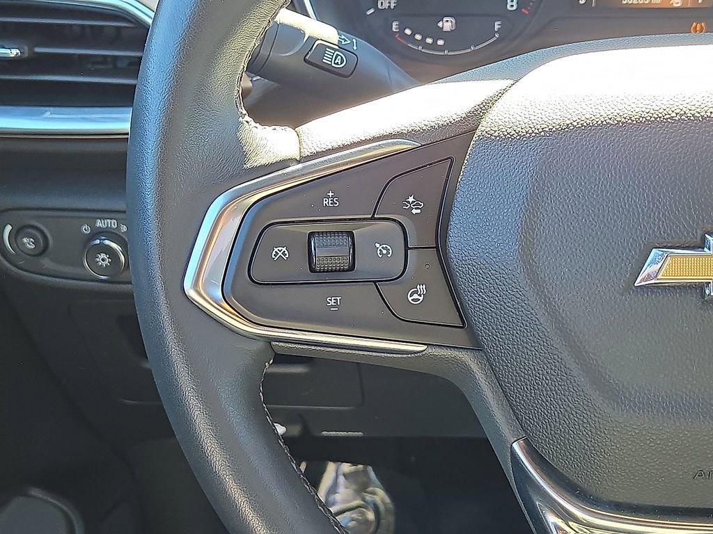 Used 2023 Chevrolet TrailBlazer ACTIV w/ Driver Confidence Package image 19