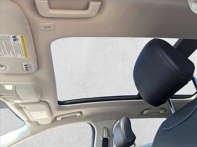 Used 2019 Ford Edge SEL w/ Equipment Group 201A FWD image 16