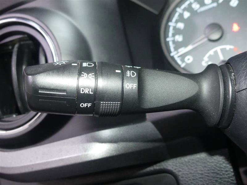 Used 2017 Toyota Tacoma TRD Off-Road w/ Tow Package image 30