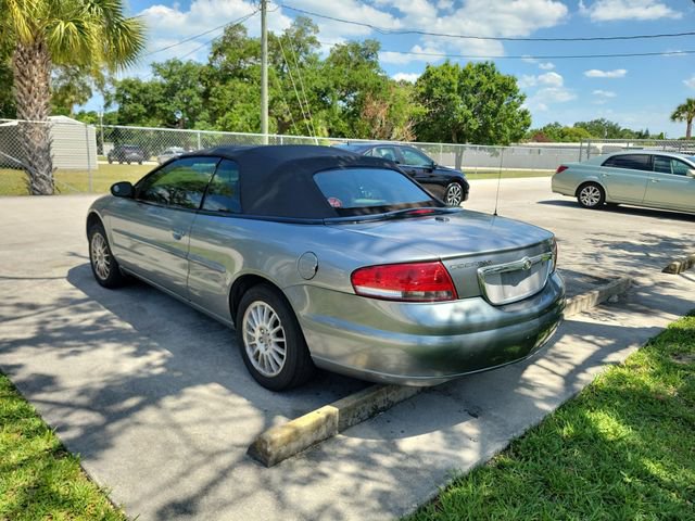 Used 2006 Chrysler Sebring Touring FWD image 3