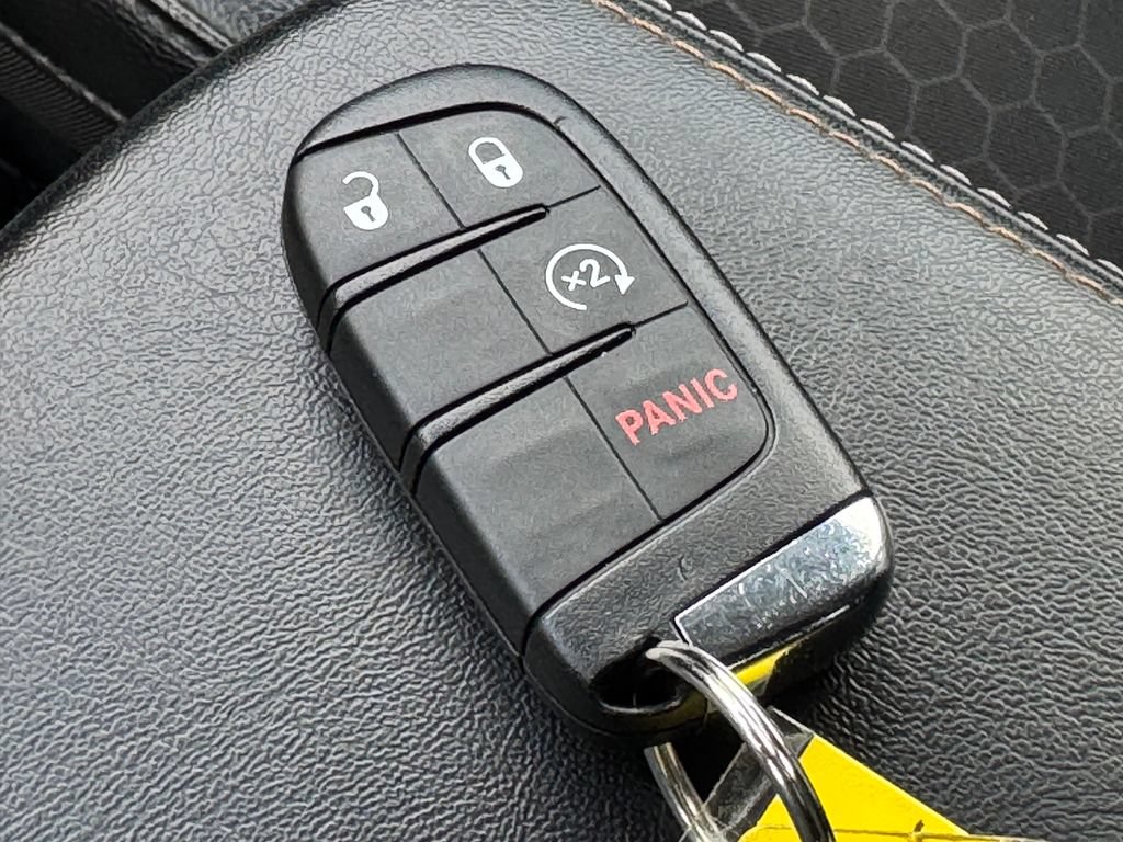 Used 2018 Jeep Compass Latitude w/ Popular Equipment Group AWD/4WD image 33