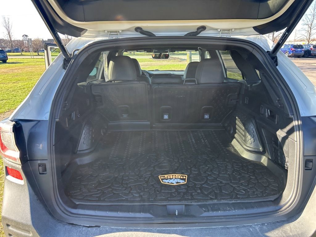 Certified 2025 Subaru Outback Wilderness AWD/4WD image 15