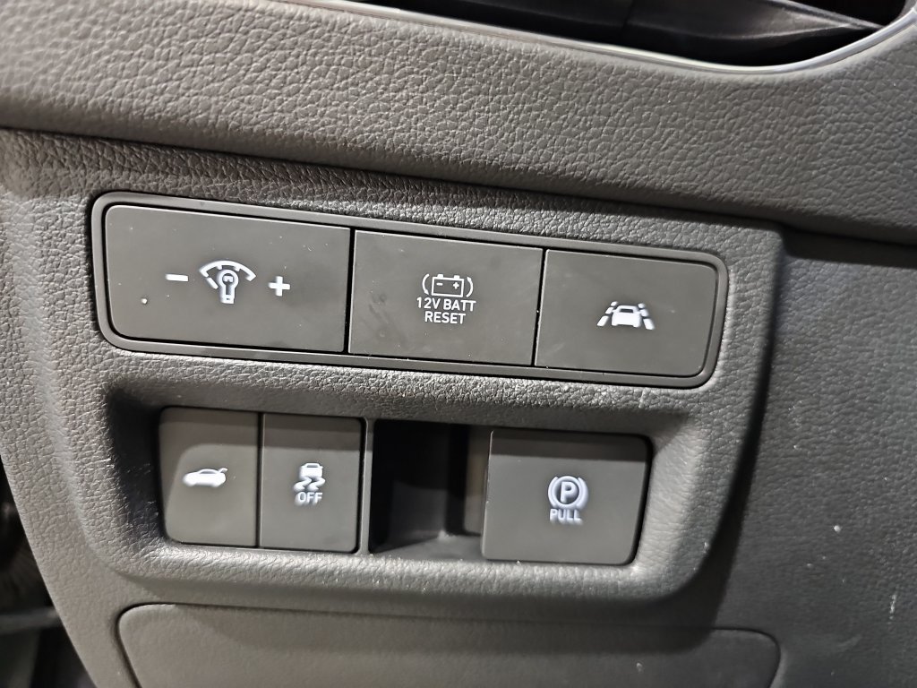 Used 2023 Hyundai Sonata Limited FWD image 27