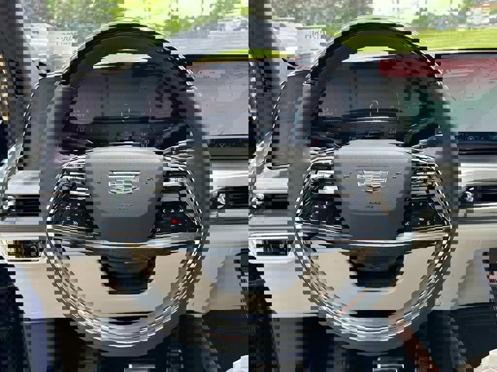 New 2026 Cadillac Vistiq Sport image 19