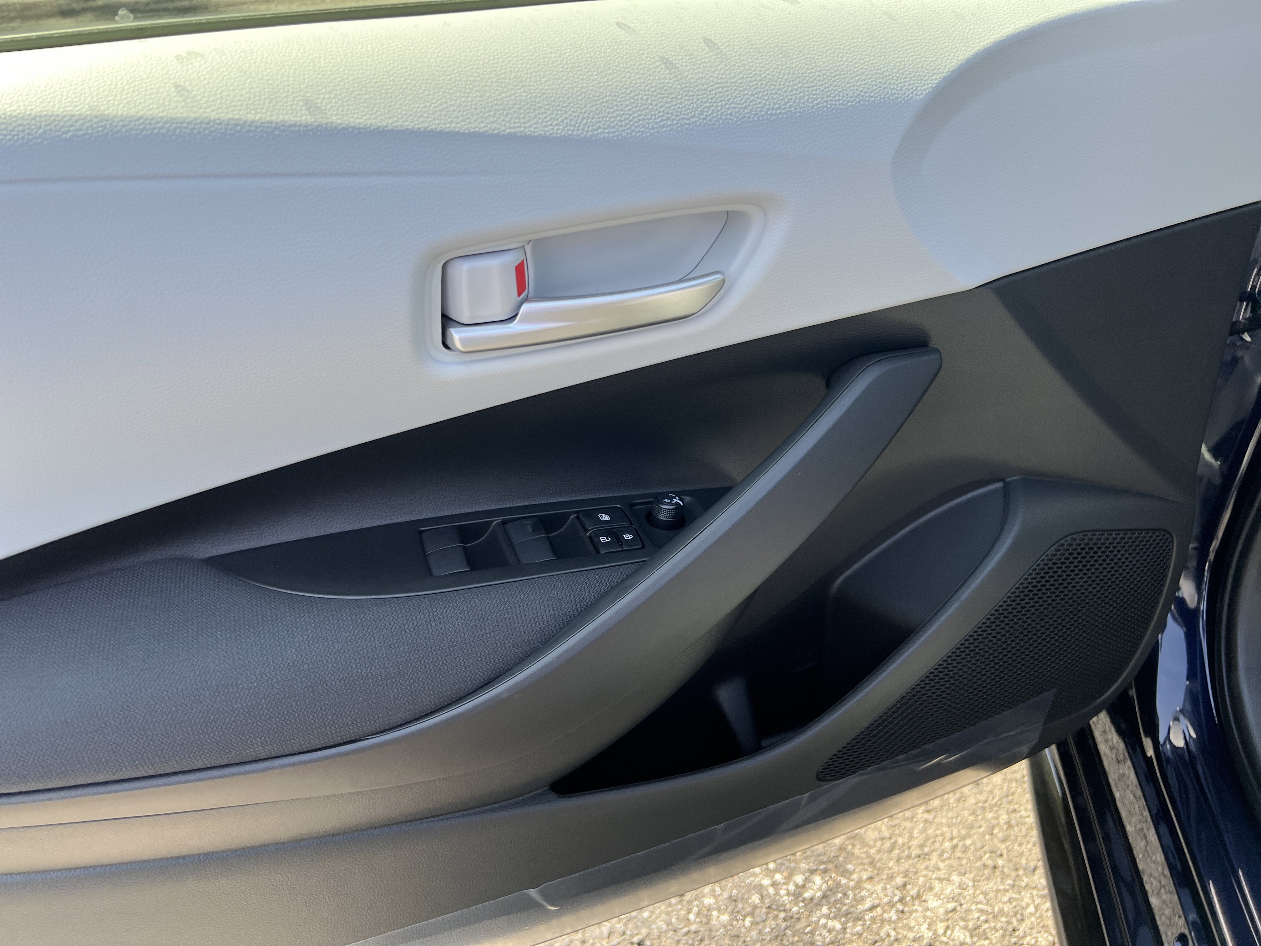 New 2026 Toyota Corolla SE image 8