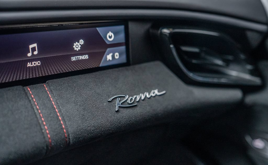 Used 2022 Ferrari Roma RWD image 15