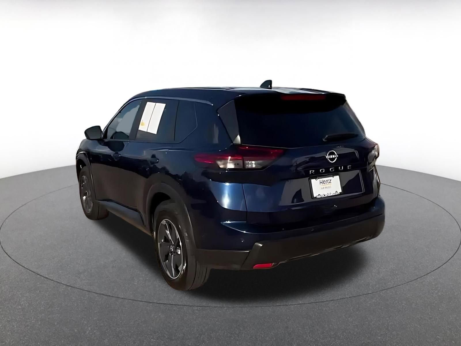 Used 2025 Nissan Rogue SV FWD image 9