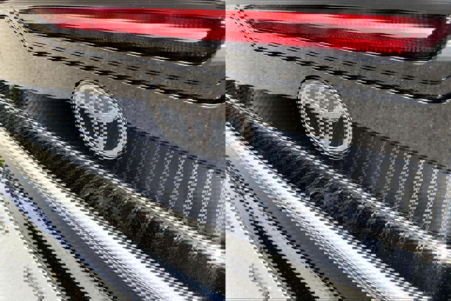 Used 2026 Toyota Prius XSE image 29