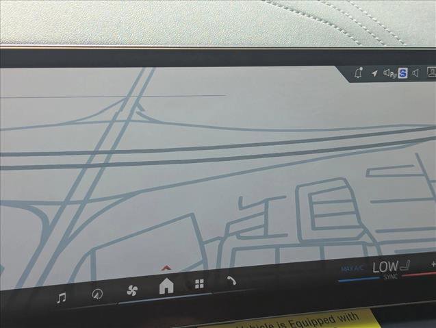 Certified 2025 BMW X3 xDrive30i w/ M Sport Package image 13