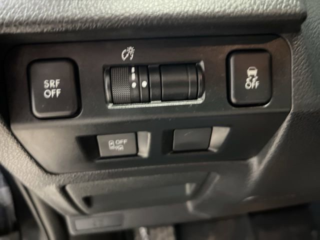 Used 2017 Subaru Crosstrek 2.0i Premium image 17