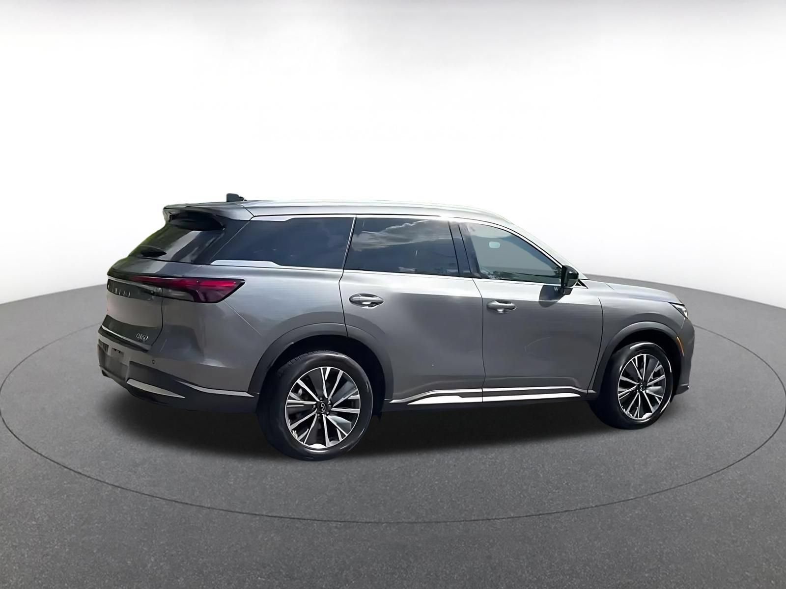 Used 2026 INFINITI QX60 Luxe FWD image 14