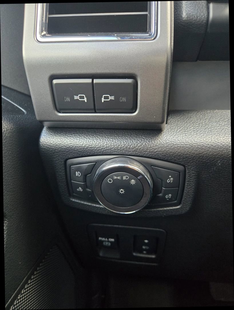 Used 2019 Ford F150 XLT w/ Equipment Group 302A Luxury image 36