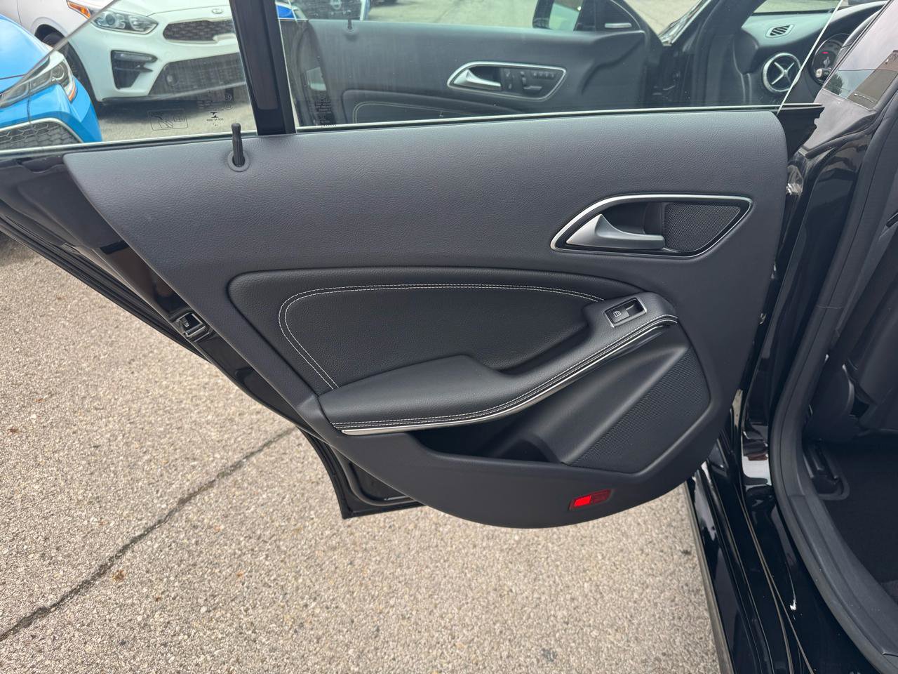 Used 2015 Mercedes-Benz CLA 250 4MATIC image 14
