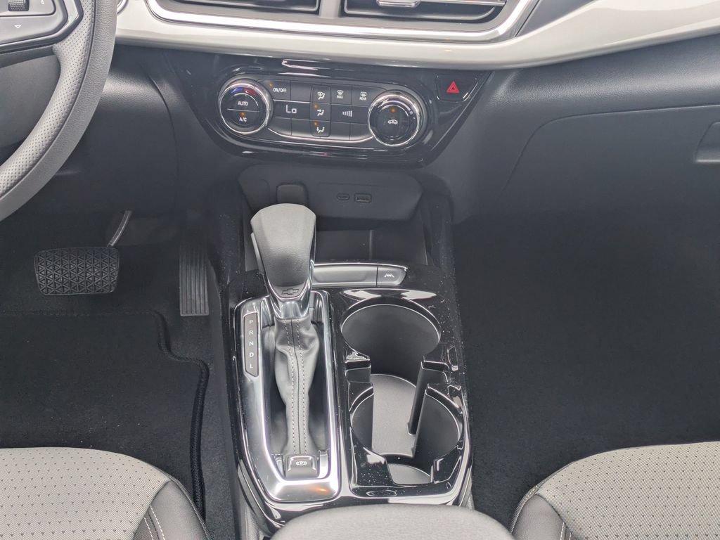 New 2026 Chevrolet Trax LT FWD image 19