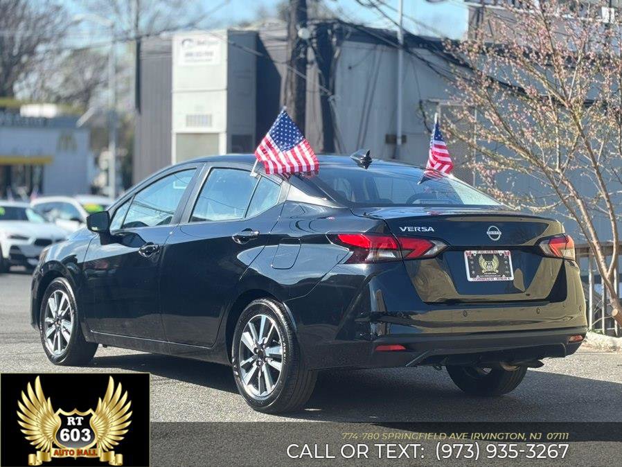 Used 2025 Nissan Versa SV image 4
