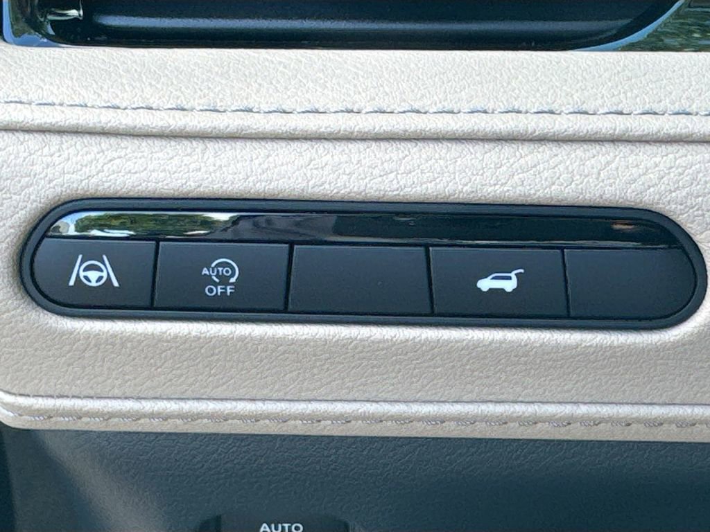 New 2026 INFINITI QX80 Pure RWD image 10