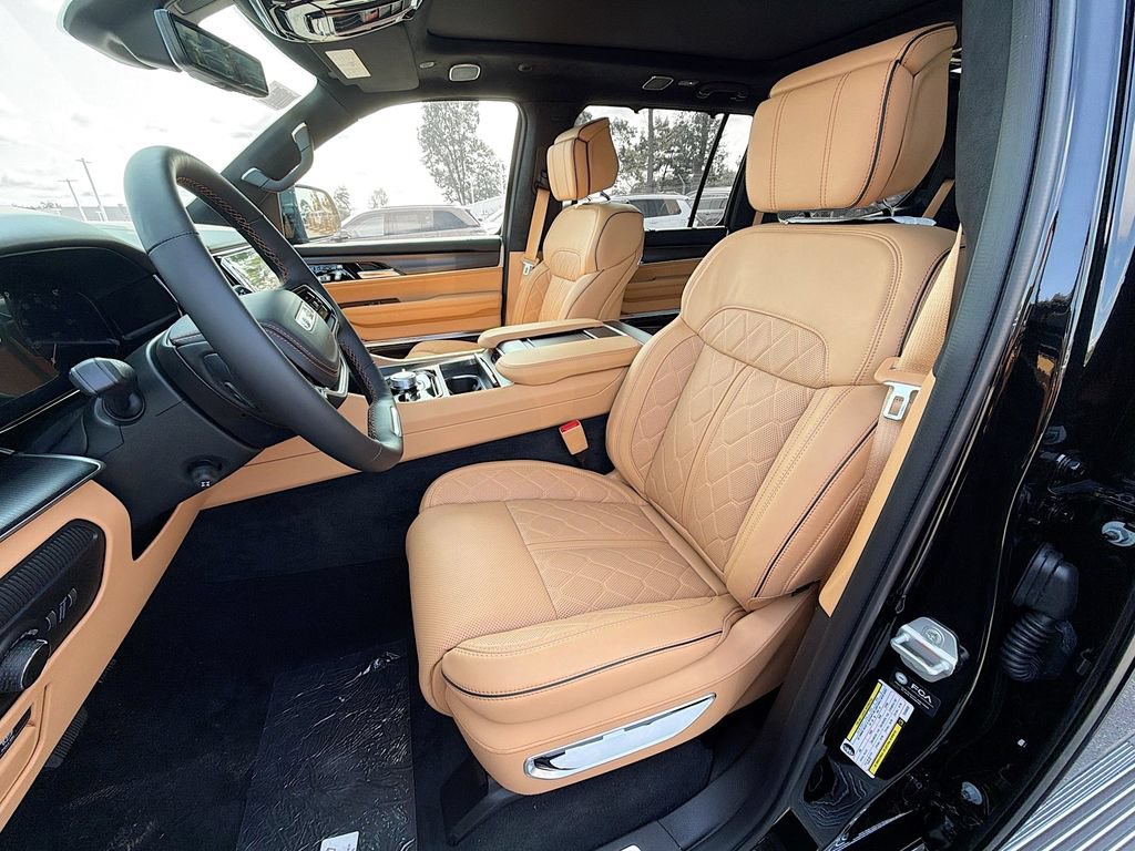 New 2026 Jeep Grand Wagoneer Summit AWD/4WD image 28