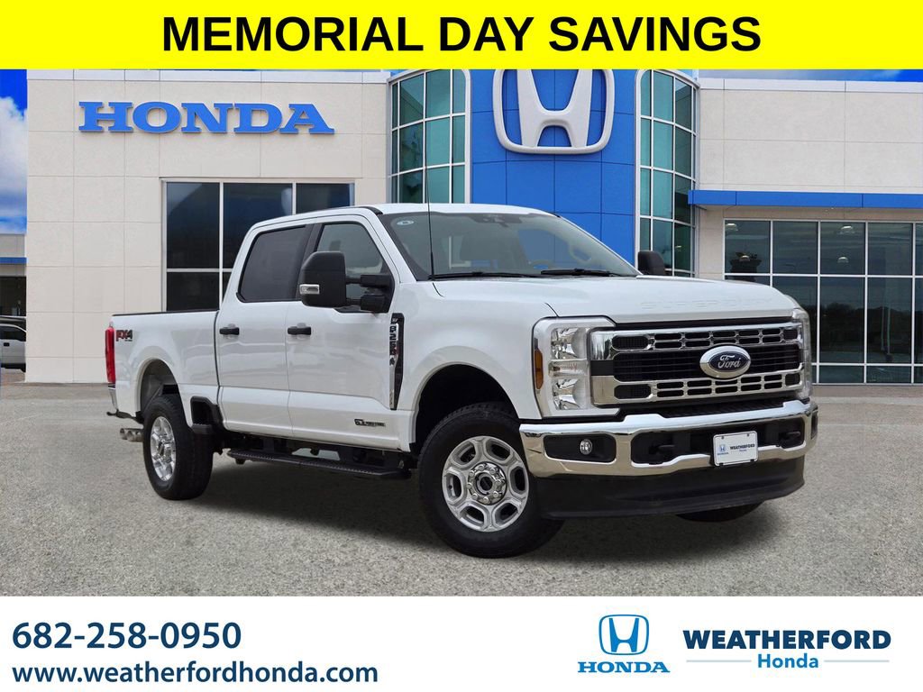 Used 2025 Ford F250 XLT w/ FX4 Off-Road Package AWD/4WD video 1