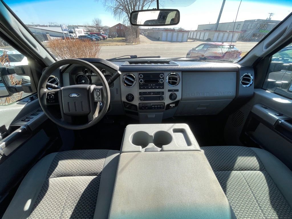 Used 2015 Ford F250 XLT w/ XLT Premium Package image 16