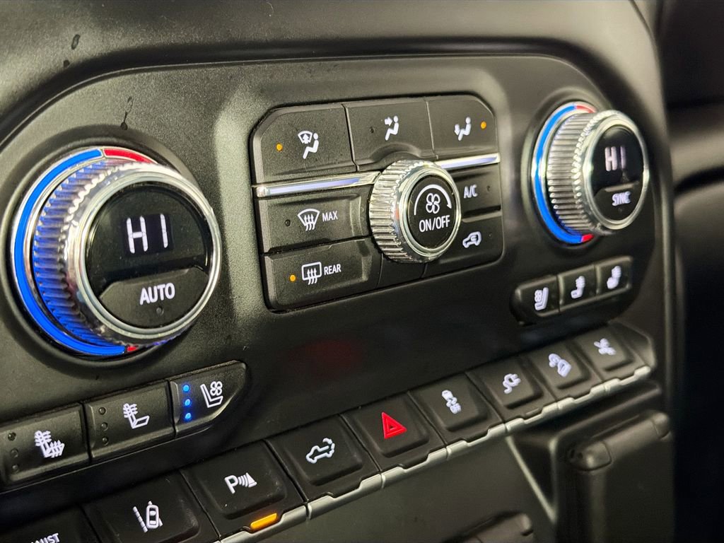 Used 2023 GMC Sierra 2500 AT4 w/ AT4 Premium Plus Package image 16