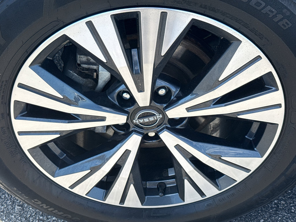 Certified 2023 Nissan Rogue SV w/ SV Premium B Package image 9