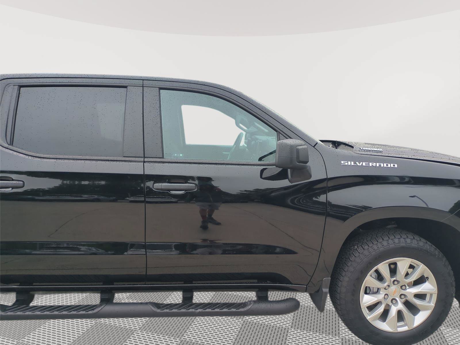 Used 2025 Chevrolet Silverado 1500 Custom AWD/4WD image 31
